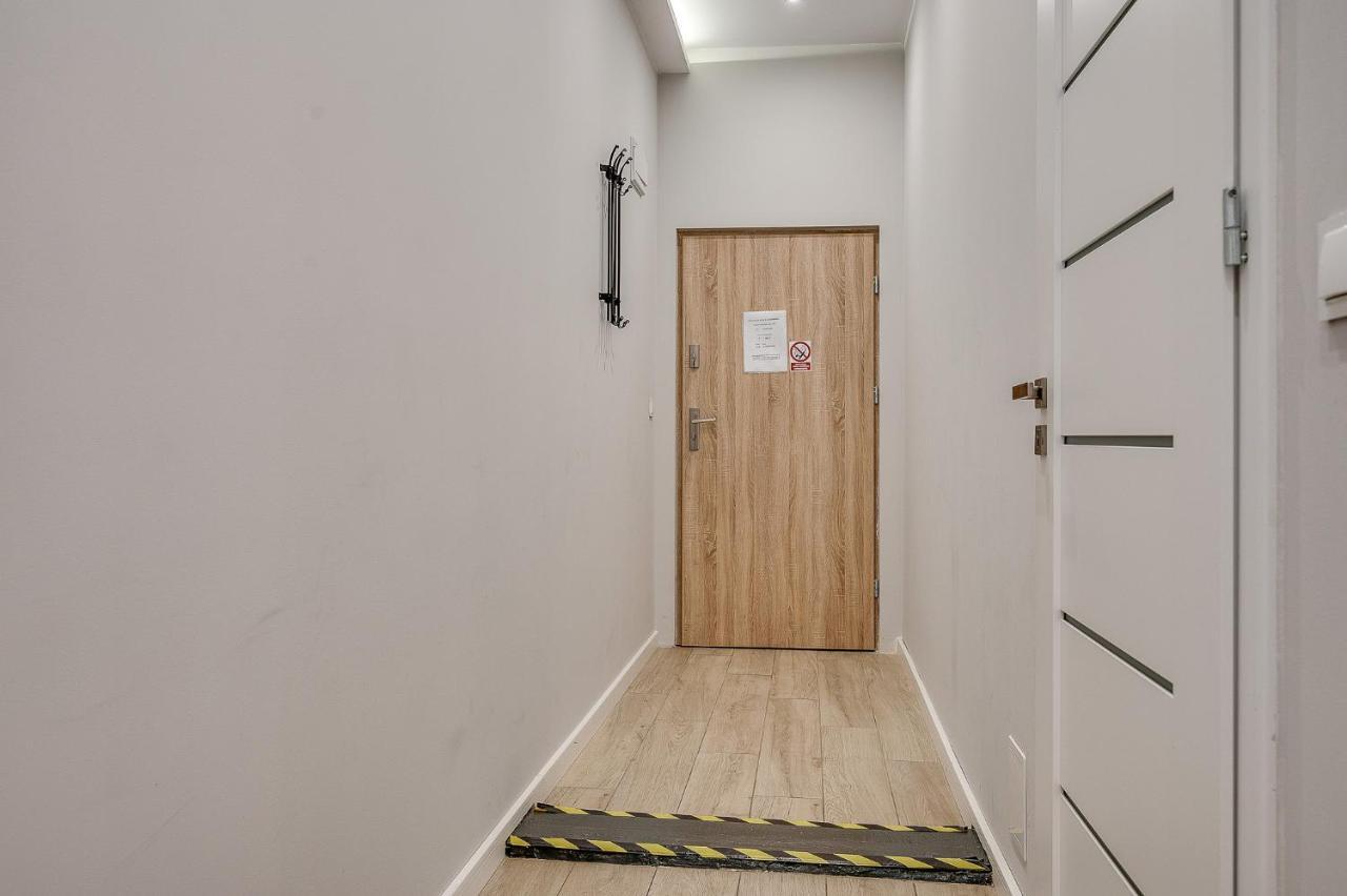 Central Platinum Apartments 8 รืบนิค ภายนอก รูปภาพ