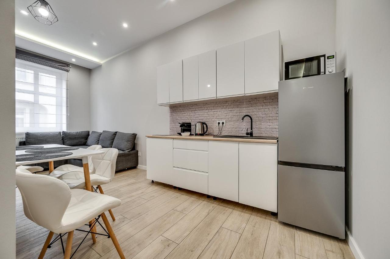 Central Platinum Apartments 8 รืบนิค ภายนอก รูปภาพ