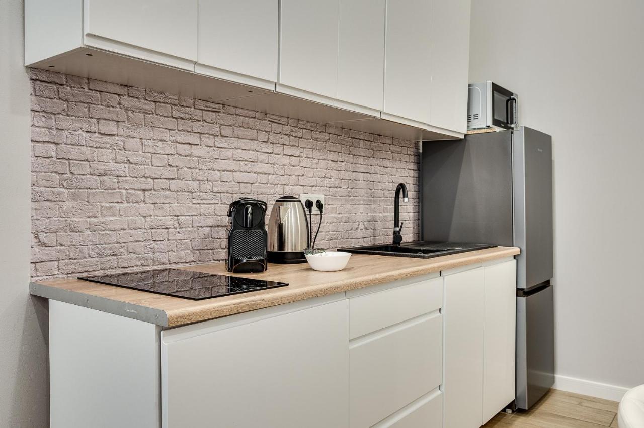 Central Platinum Apartments 8 รืบนิค ภายนอก รูปภาพ